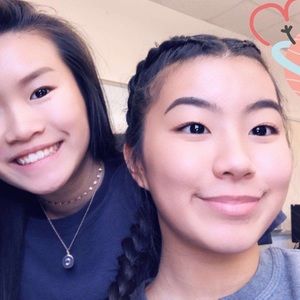 Meet your Posher, Olivia